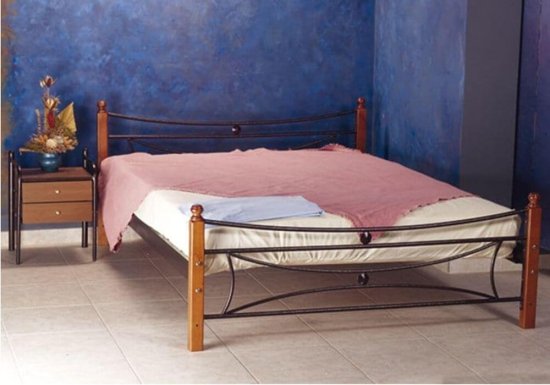 Κρεβάτι μεταλλικό μονό ή ημίδιπλο Γογ-Μαργαρίτα με ξύλινο πόδι