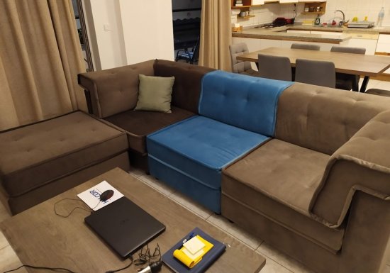 Γωνιακός καναπές πολύχρωμος