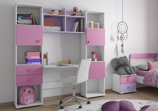 Ροζ ράφι για παιδικό δωμάτιο