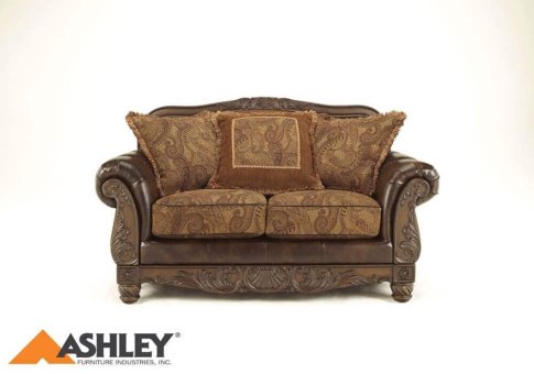 Διθέσιος σκαλιστός καναπές Fresco από την Ashley