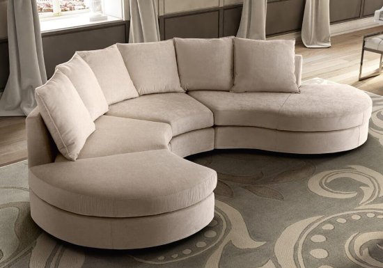 Κυκλικός καναπές για μοντέρνο σαλόνι