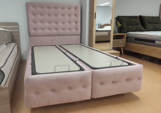 Ροζ κρεβάτι με αποθηκευτικό χώρο σε πολλές διαστάσεις