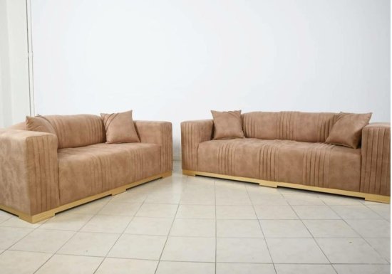 Μοντέρνος καναπές με ρίγα