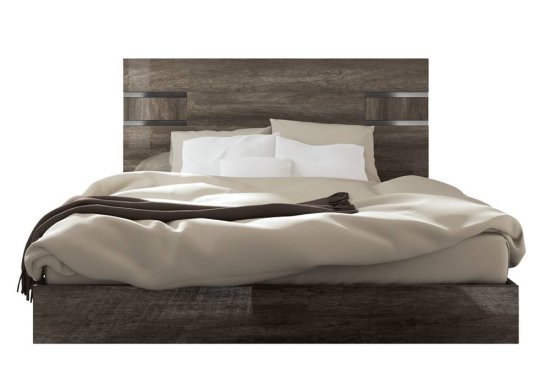 Μοντέρνο κρεβάτι καφέ λουστραρισμένο με ξύλινο κεφαλάρι
