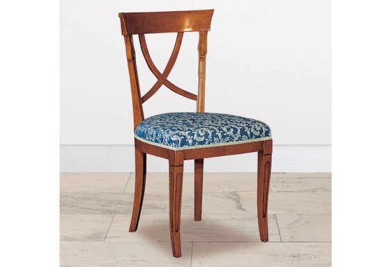 Κομψή Ιταλική καρέκλα με χιαστί πλάτη