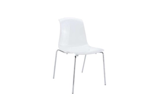 Καρέκλα μεταλλική σε χρώμα άσπρο με τέσσερα μεταλλικά πόδια