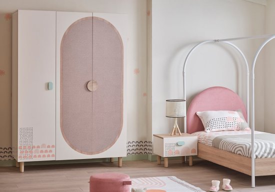 Κομψή Τρίφυλλη Ροζ Ντουλάπα για παιδικό δωμάτιο