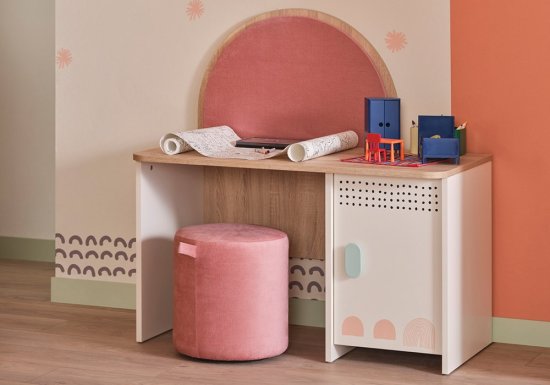 Υπέροχο παιδικό γραφείο σε λευκή και ροζ απόχρωση