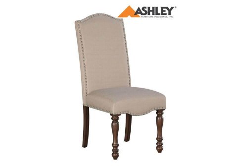 Αναπαυτική Κλασική Καρέκλα Ashley με Βελούδινη Ταπετσαρία G-135146